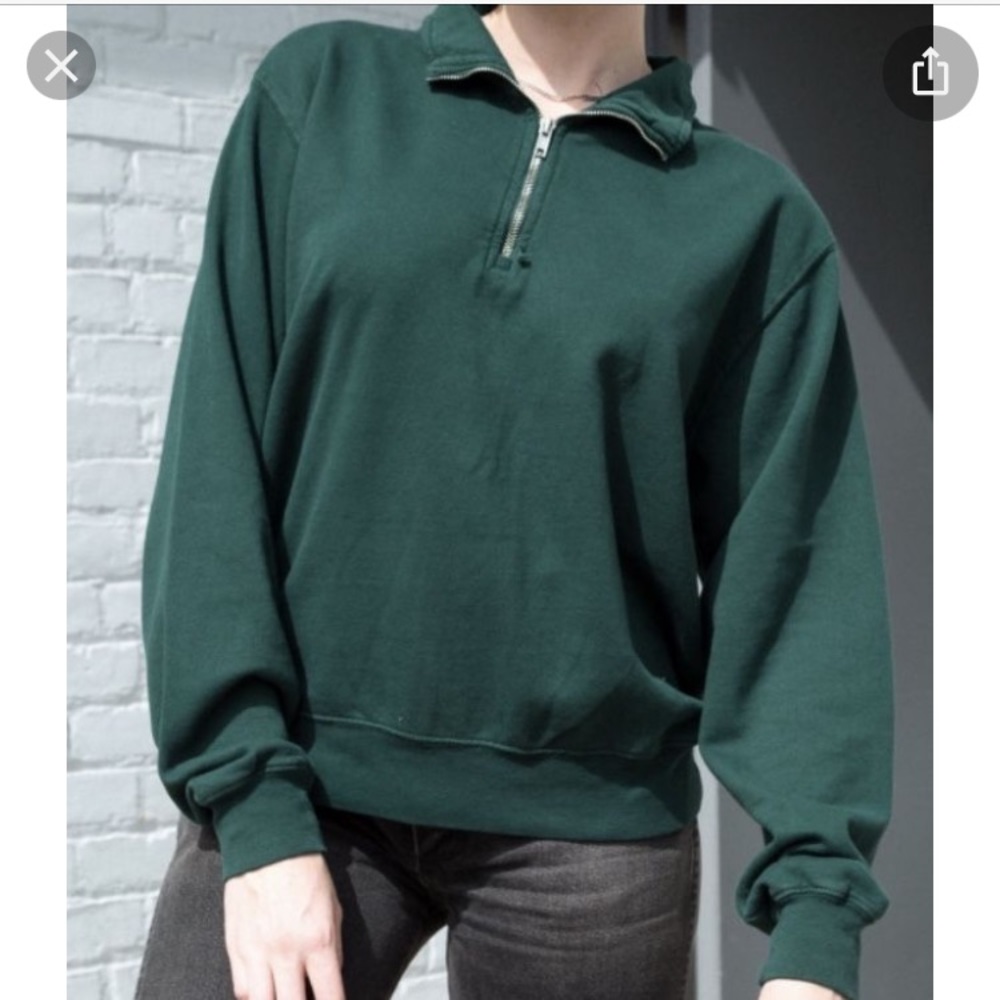 Brandy Melville Half Zip sweatshirt